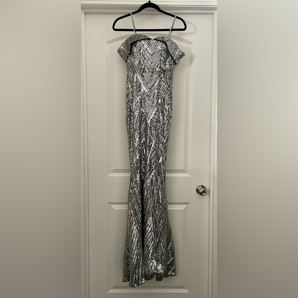 Baltic Born / Ricarica Silver Sequin Off the Shoulder Dress S NWOT